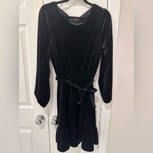 GAP Black Velvet Long Sleeve Dress